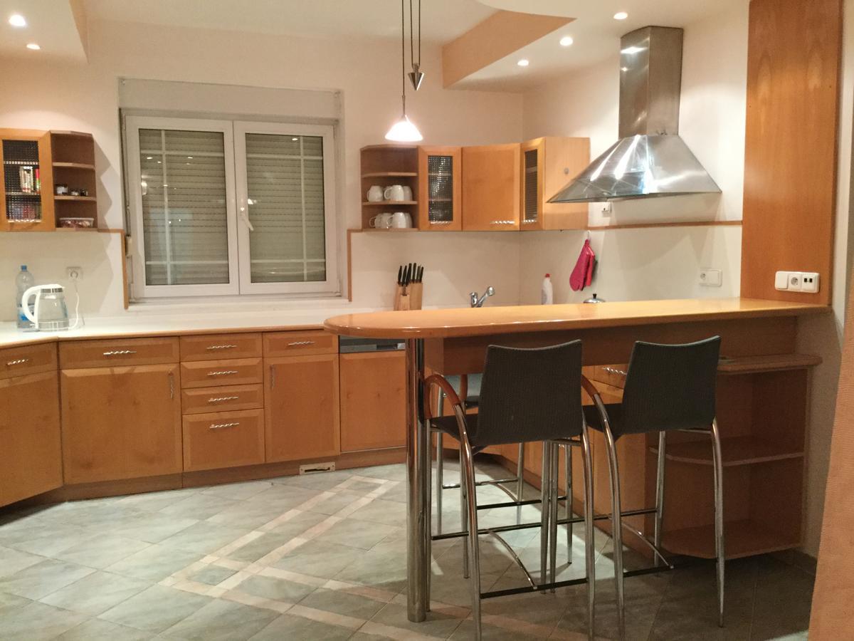 Justyna Villa ปาร์ดูบิตเซ ภายนอก รูปภาพ